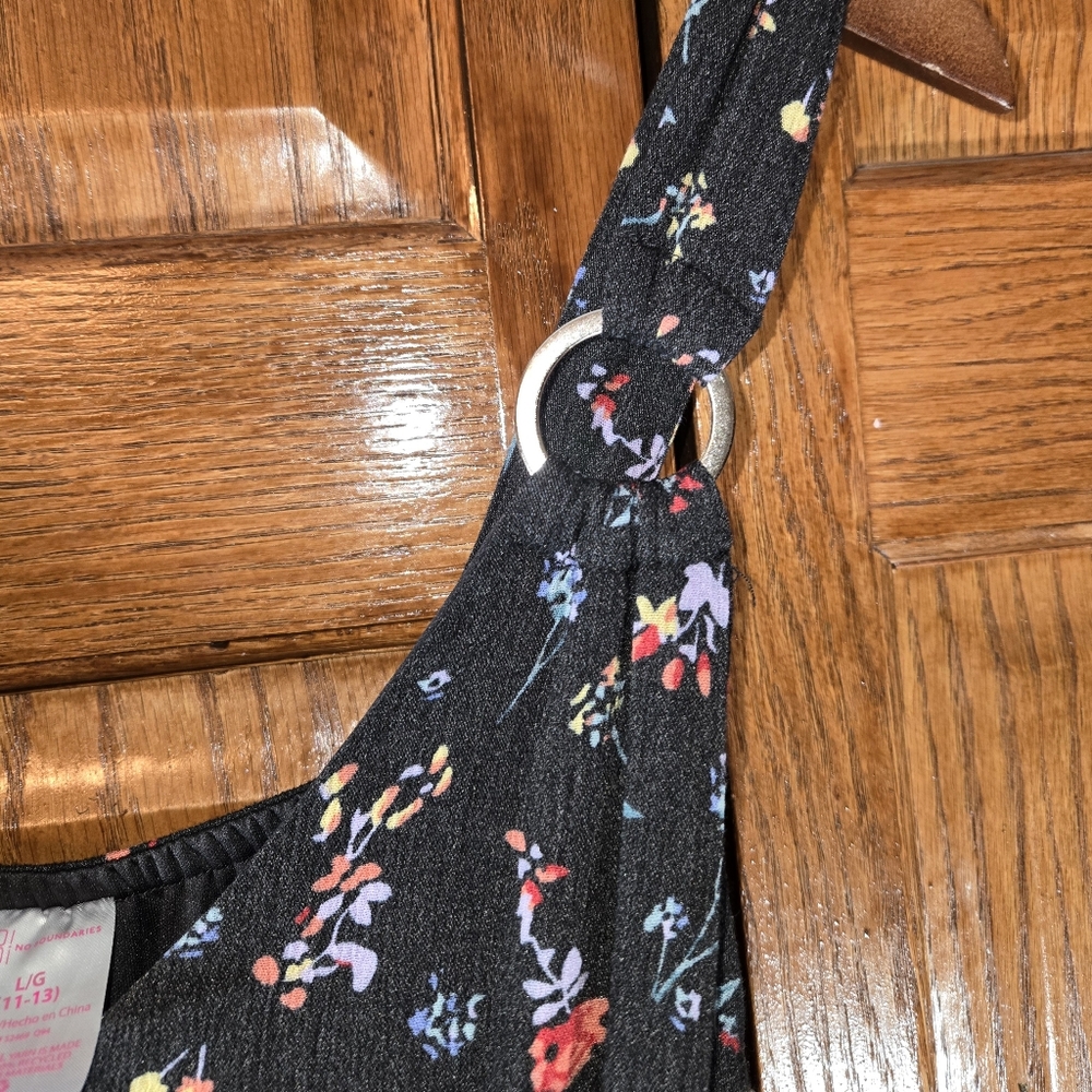 No Boundaries O Ring Detail Floral Printed Crinkle Fabric Cropped Jumpsu… - Picture 4 of 5